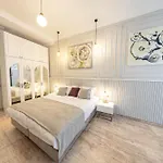 Atrium Tas Urla