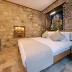 Atrium Tas Urla